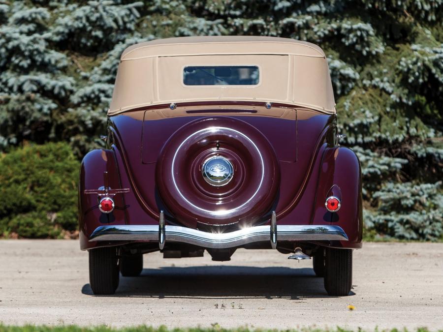 Ford V8 Club Cabriolet 1936 года  (фото 8 из 15)